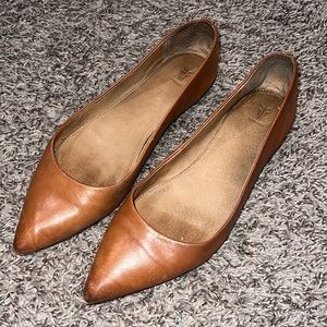 FRYE Brown Flats